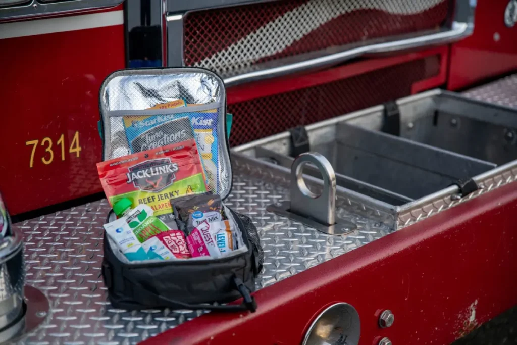 10 Essential Go Bag Grabs fetured